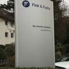 Wir liefern Pylone und Stele in Bremen, Dresden, Hannover, Nürnberg, Duisburg