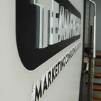 Wir liefern Firmenschilder in Paderborn, Ingolstadt, Offenbach, Würzburg, Fürth