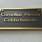 Wir liefern Firmenschilder in Stuttgart, Düsseldorf, Leipzig, Dortmund, Essen