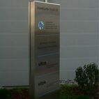 Wir liefern Pylone und Stele in Gelsenkirchen, Braunschweig, Kiel, Aachen, Chemniz