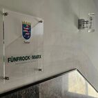 Wir liefern Kanzleischilder in Solingen, Darmstadt, Herne, Neuss, Regensburg