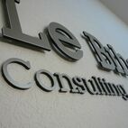 Wir liefern 3D Buchstaben in Berlin, Hamburg, München, Köln, Frankfurt Stuttgart, Düsseldorf, Leipzig, Dortmund, Essen