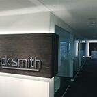 Wir liefern Kanzleischilder in Mitteldeutschland Nürnberg, Fürth, Erlangen, Schweinfurt, Bamberg, Bayreuth, Coburg, Weiden, Leipzig