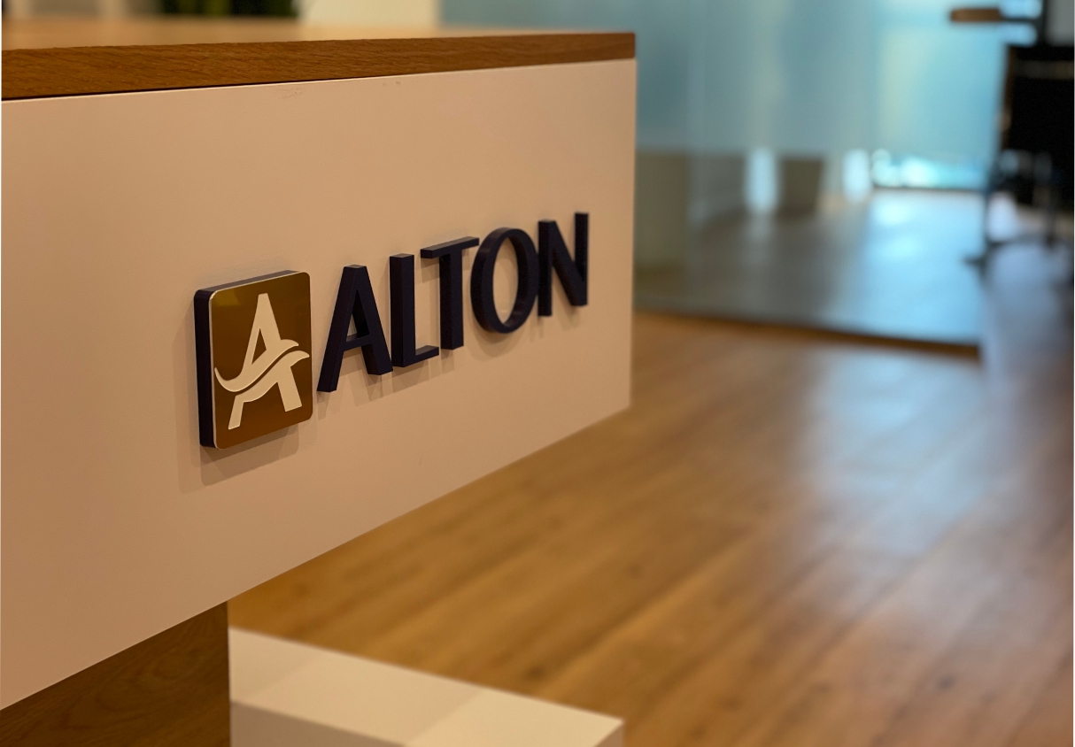 Wir liefern Kanzleischilder in Mitteldeutschland, Leipzig,  Chemnitz, Halle, Jena, Gera, Zwickau, Dessau