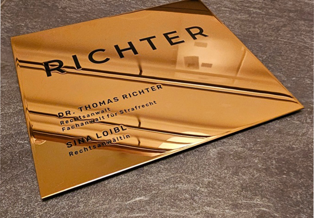 Wir liefern Messingschilder in Karlsruhe, Mannheim, Augsburg, Wiesbaden, Mönchengladbach