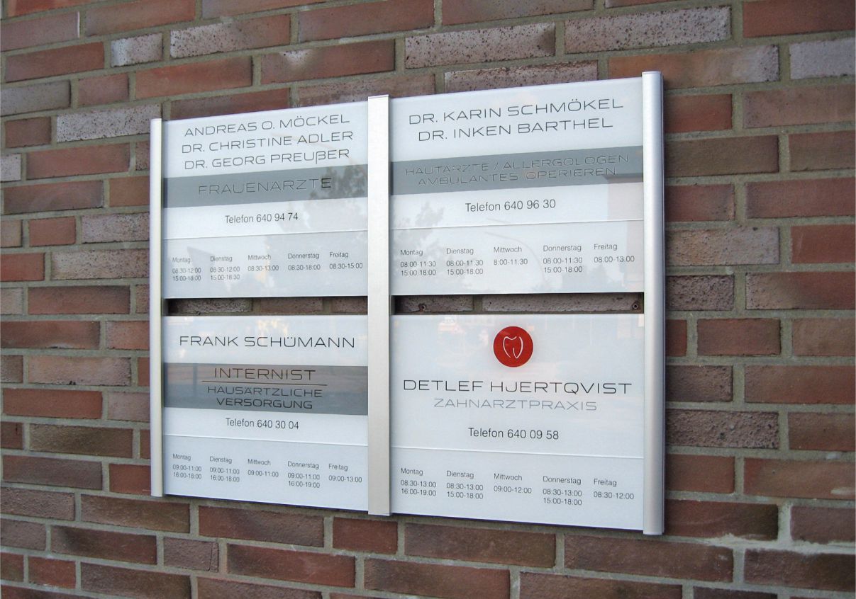 Wir liefern Schilderanlagen in Rhein-Ruhr, Gelsenkirchen, Mönchengladbach, Krefeld, Oberhausen, Hagen, Hamm