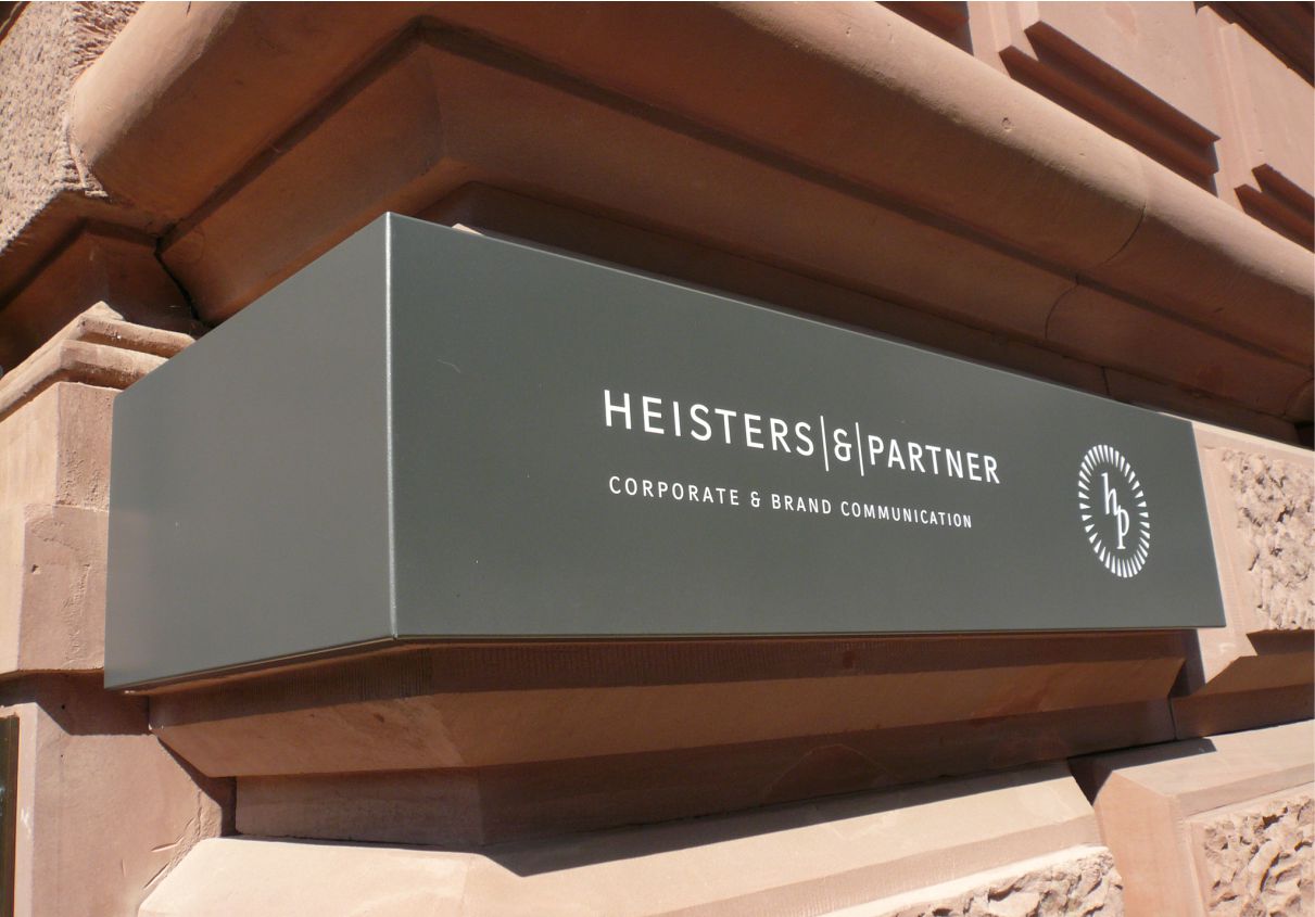 Wir liefern Schilder Sonderanfertigungen in Bremen, Dresden, Hannover, Nürnberg, Duisburg