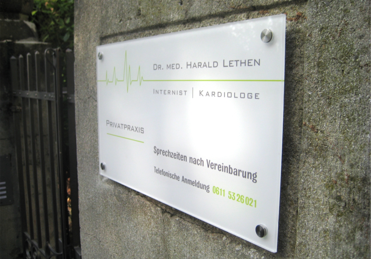 Wir liefern Praxisschilder in Stuttgart, Düsseldorf, Leipzig, Dortmund, Essen